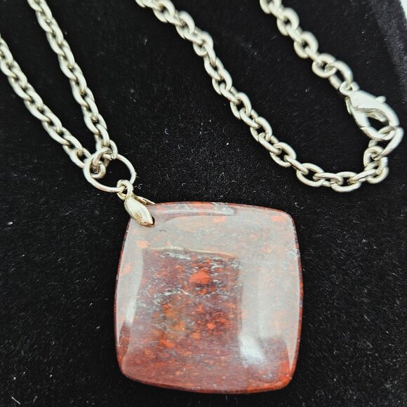Reddish Mahagony Colored Pendant Necklace Silver Tone Chain - Picture 5 of 8